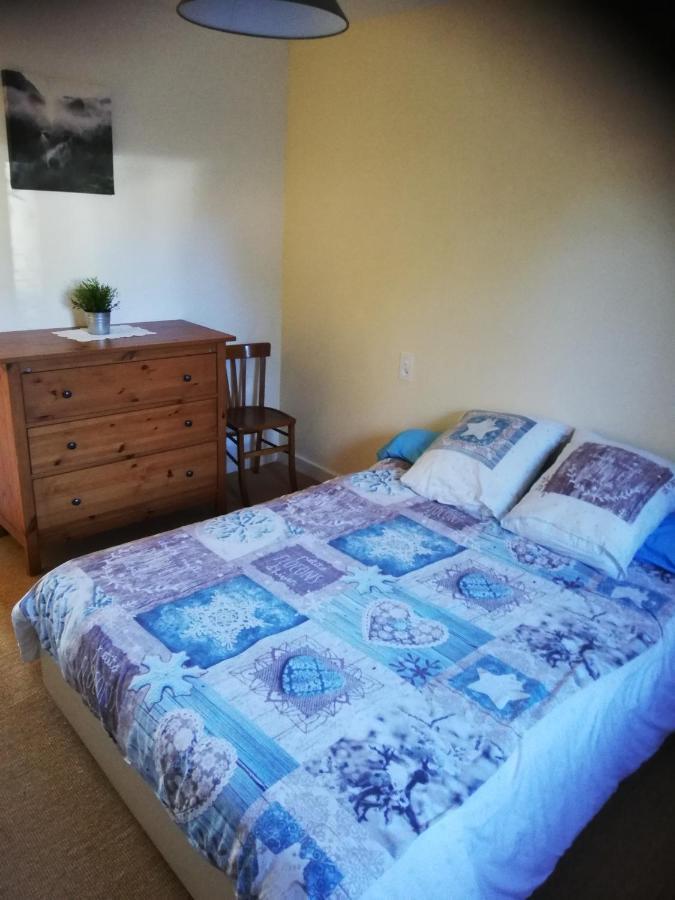 Gite Les Chaumeix Prondines Bagian luar foto