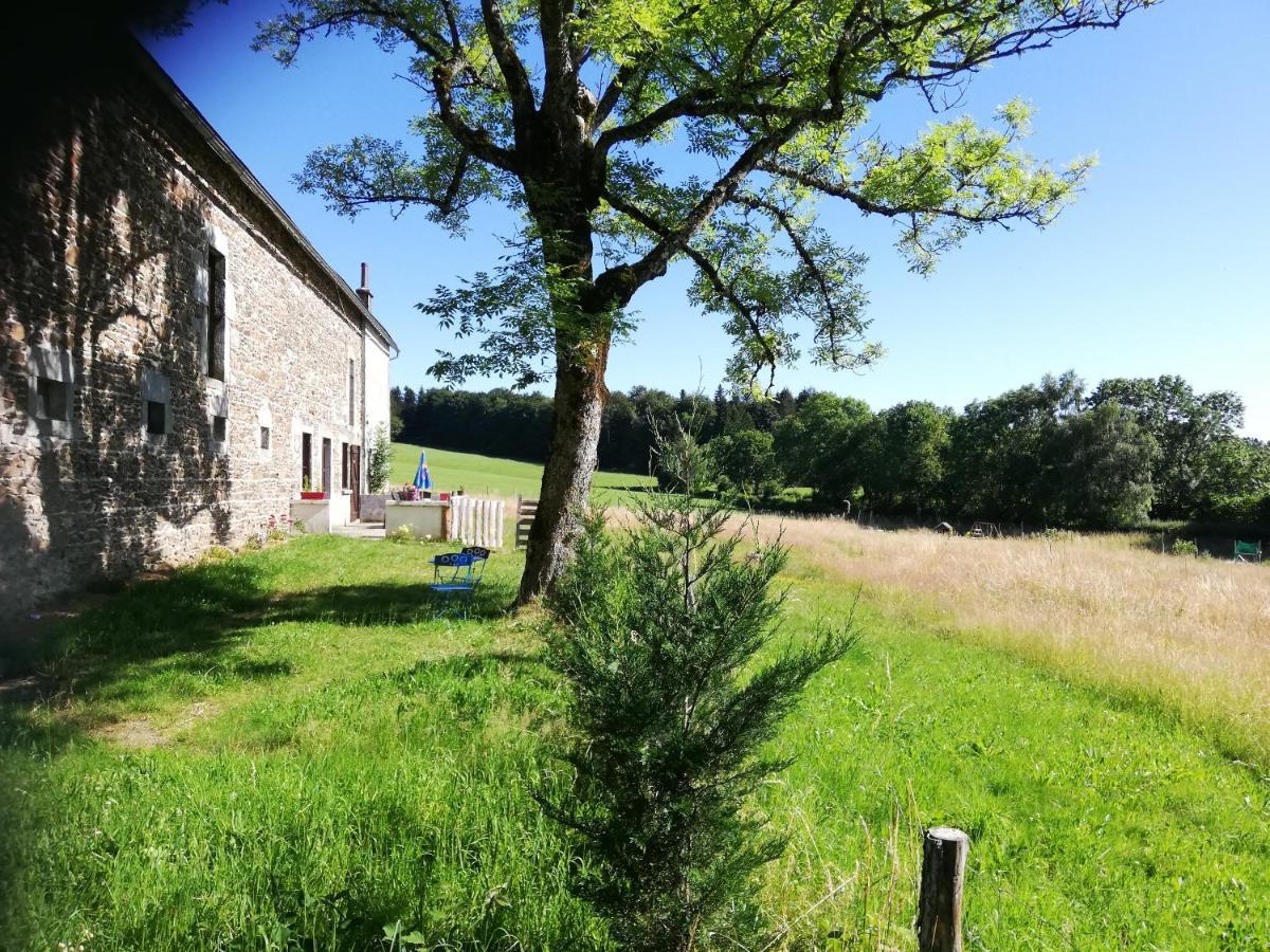 Gite Les Chaumeix Prondines Bagian luar foto
