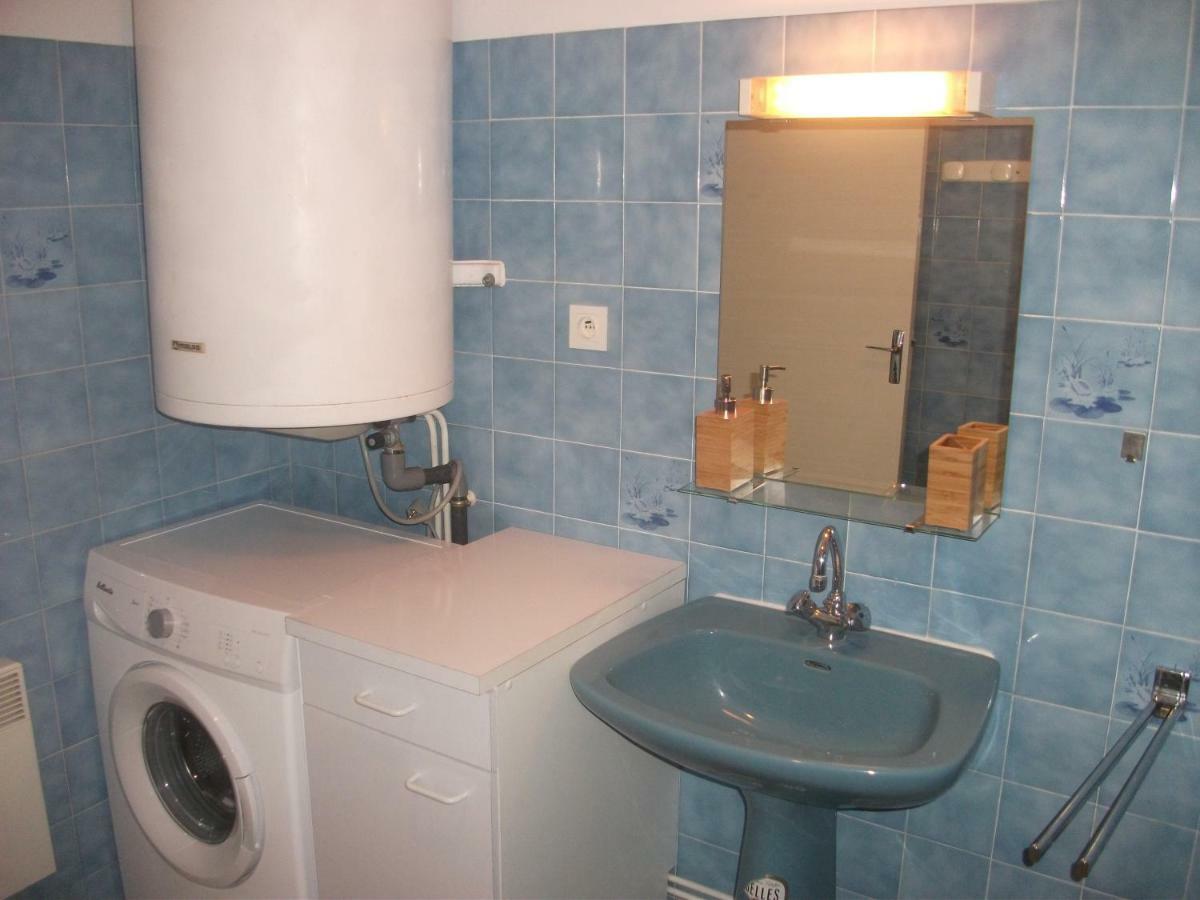 Gite Les Chaumeix Prondines Bagian luar foto